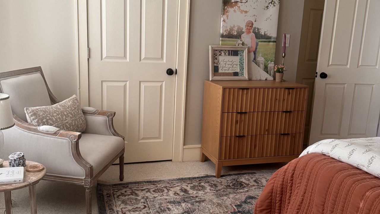 Photo of Bedroom in Newland