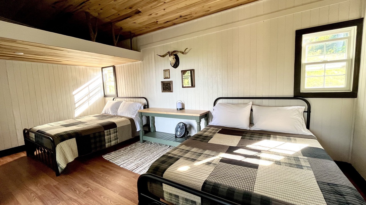 Photo of Bedroom in Jonesborough