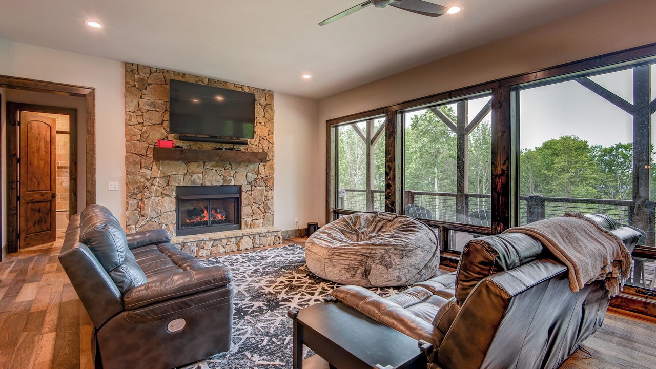 Photo of Livingroom in Banner Elk