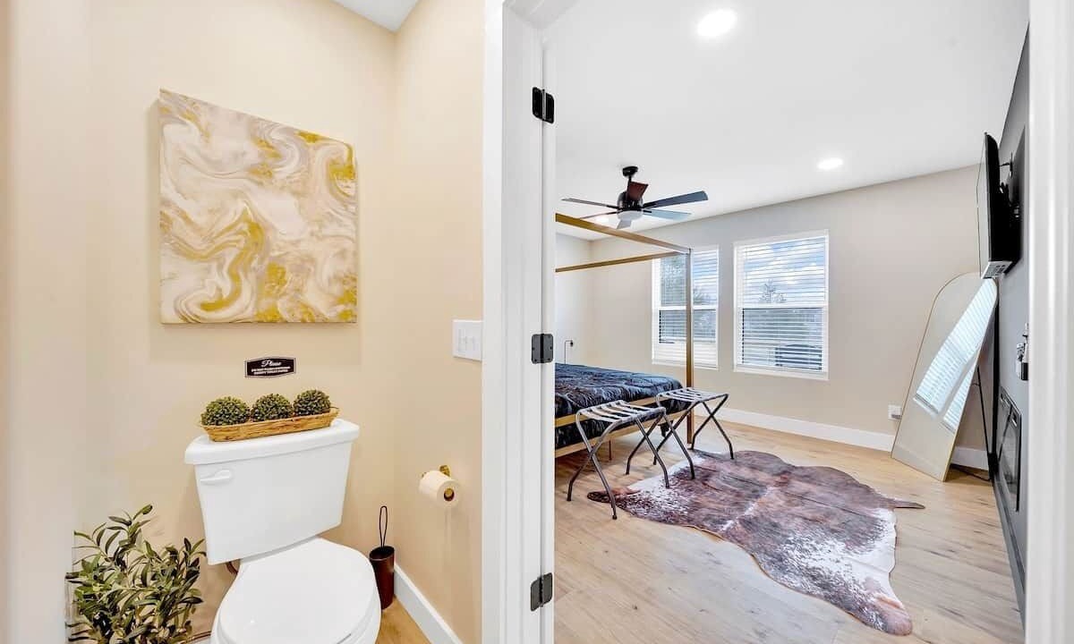 Photo of Bedroom in Bluff City
