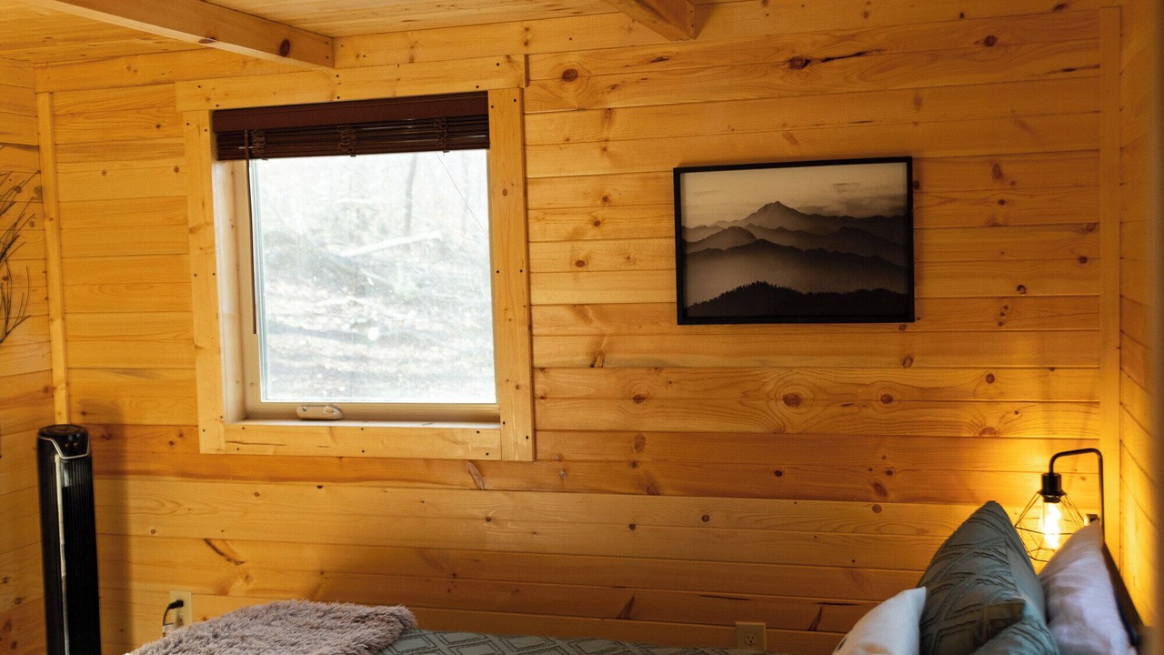 Photo of Bedroom in Campton
