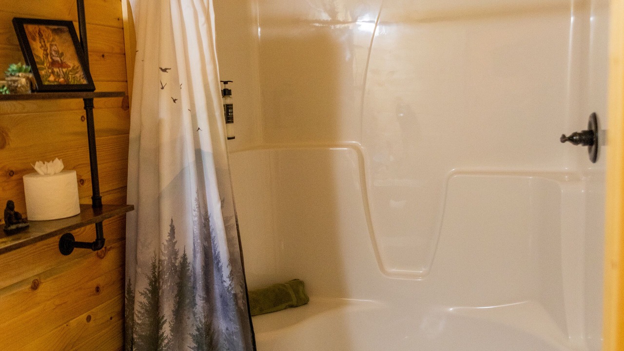 Photo of Bathroom in Campton