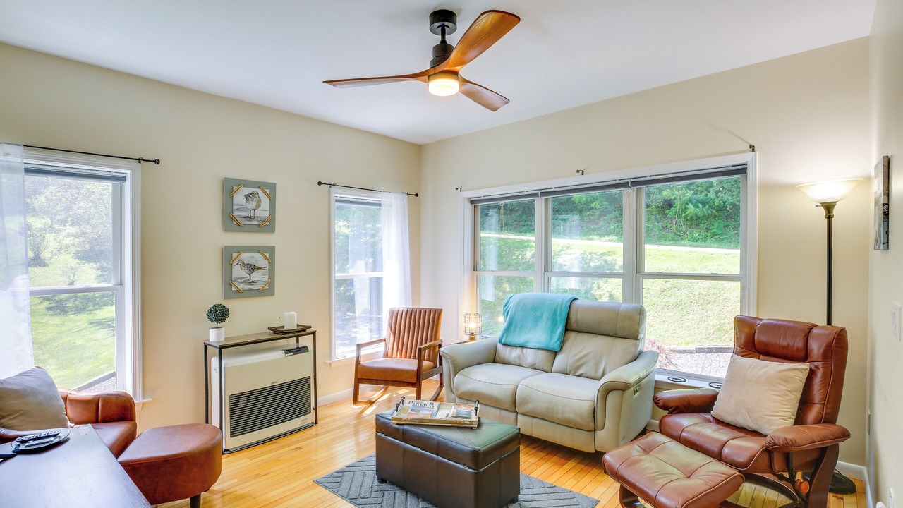 Photo of Bedroom in Frank