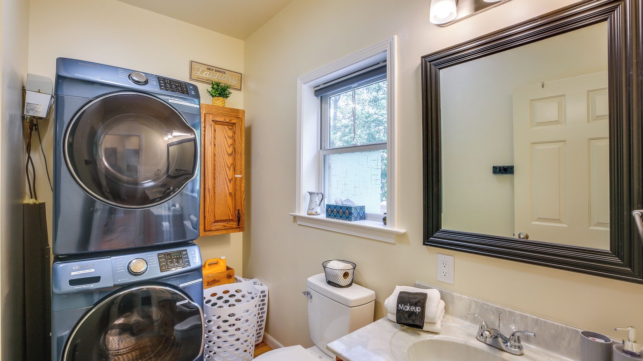 Photo of Bathroom in Frank