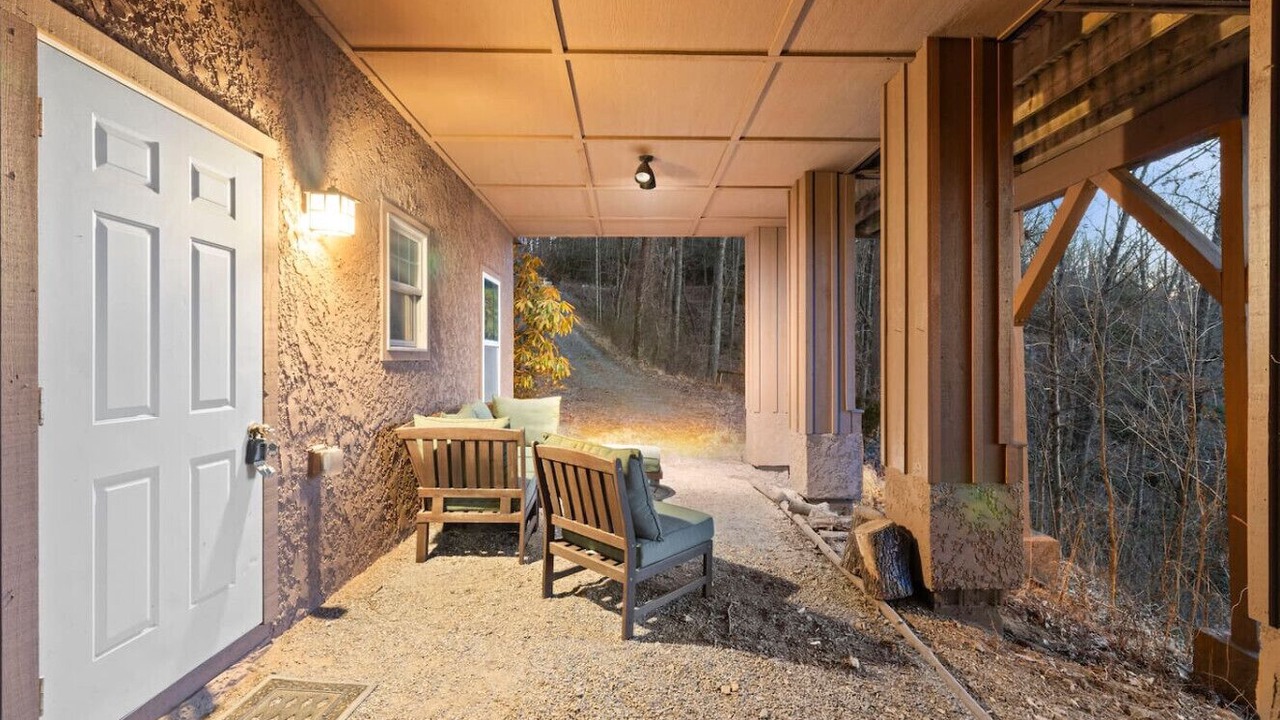 Photo of Patio Balcony in Swannanoa