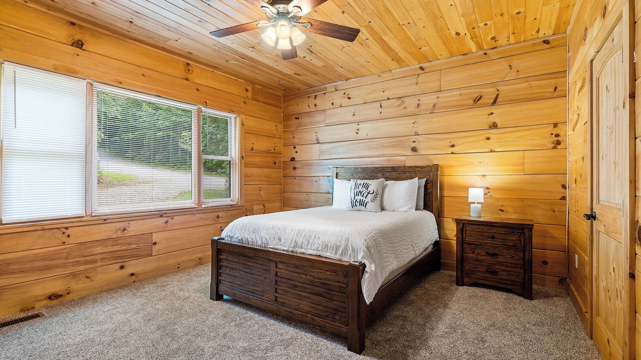Photo of Bedroom in Black Mountain