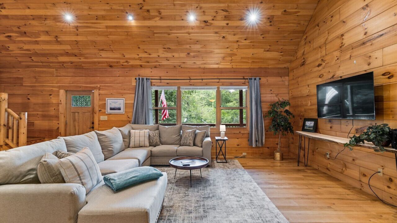 Photo of Livingroom in Black Mountain