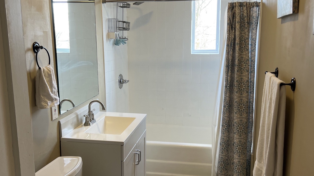 Photo of Bathroom in Williamstown