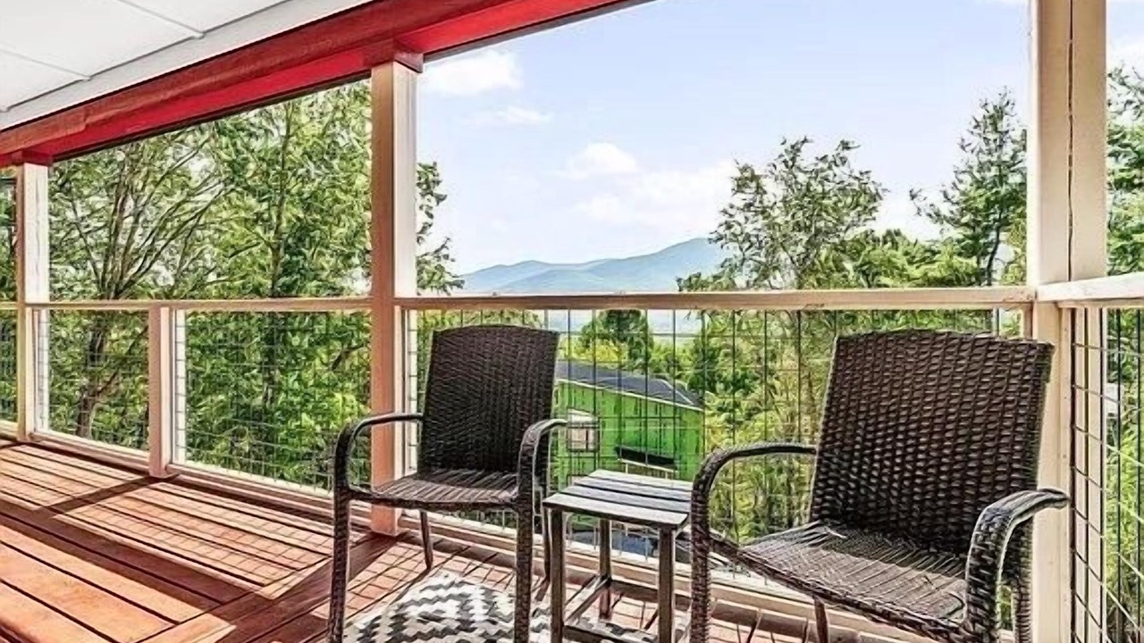 Photo of Patio Balcony in Swannanoa