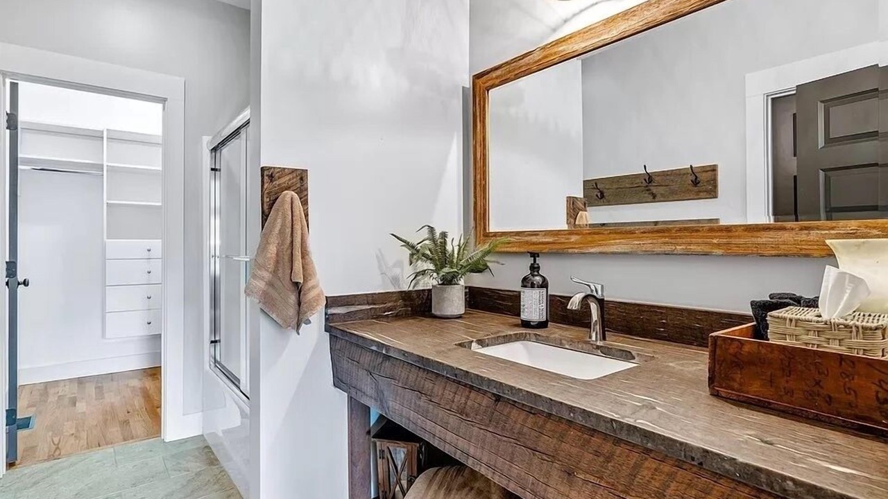Photo of Bathroom in Swannanoa
