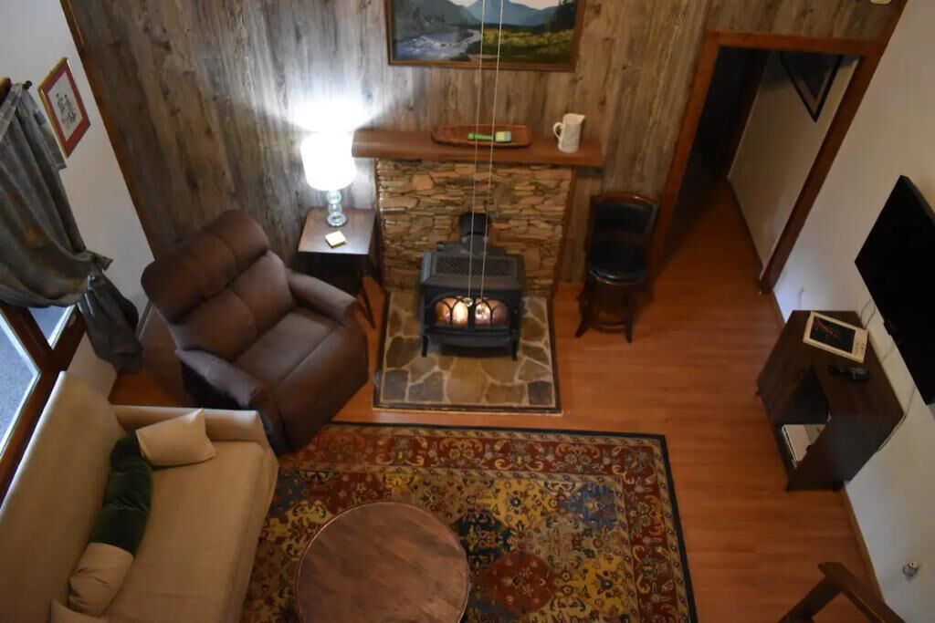 Photo of Livingroom in Swannanoa