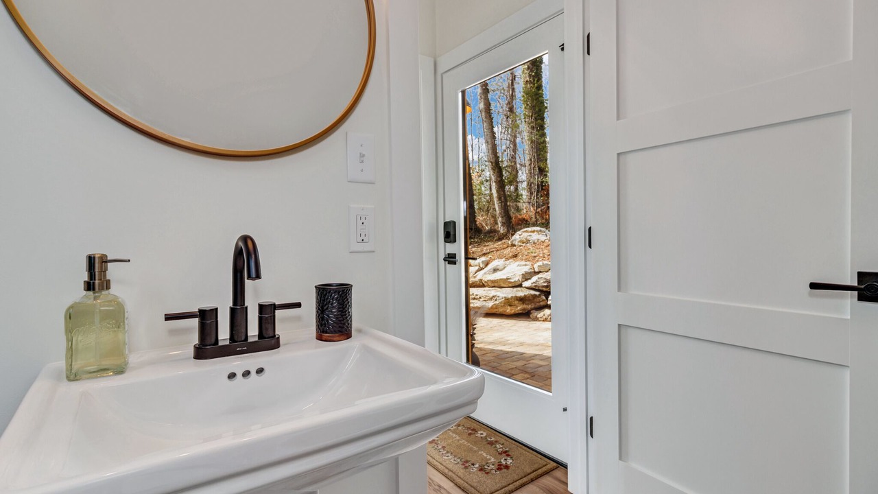 Photo of Bathroom in Swannanoa