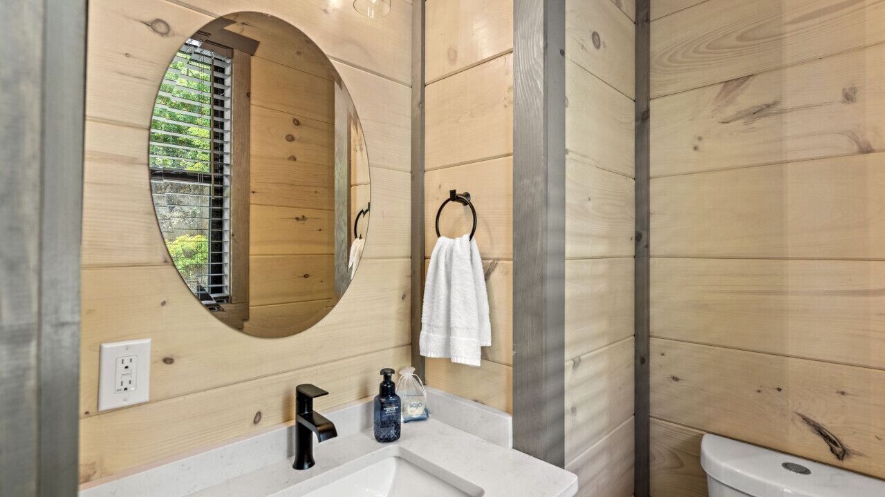 Photo of Bathroom in Sevierville