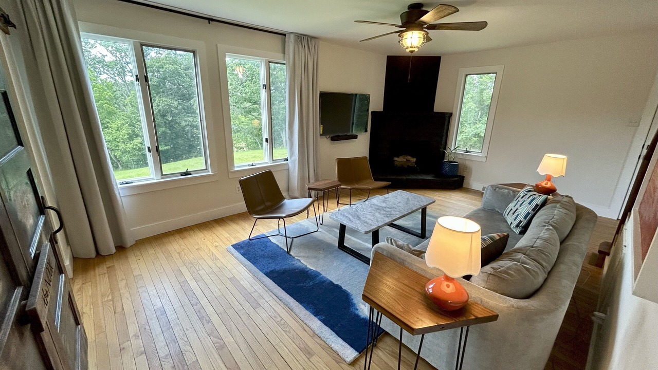 Photo of Livingroom in Berkeley Springs