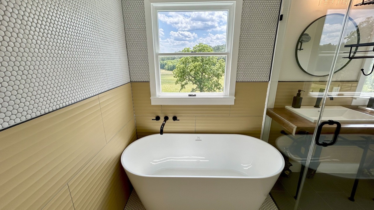 Photo of Bathroom in Berkeley Springs