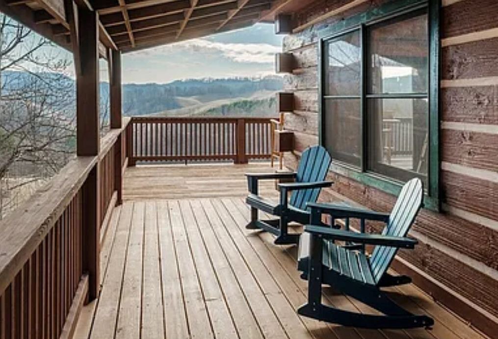 Photo of Patio Balcony in Ashe County