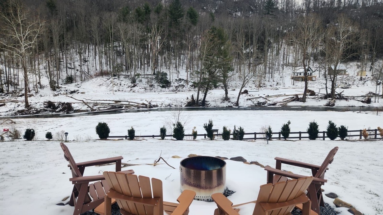 Photo of Outdoor in Elk Park