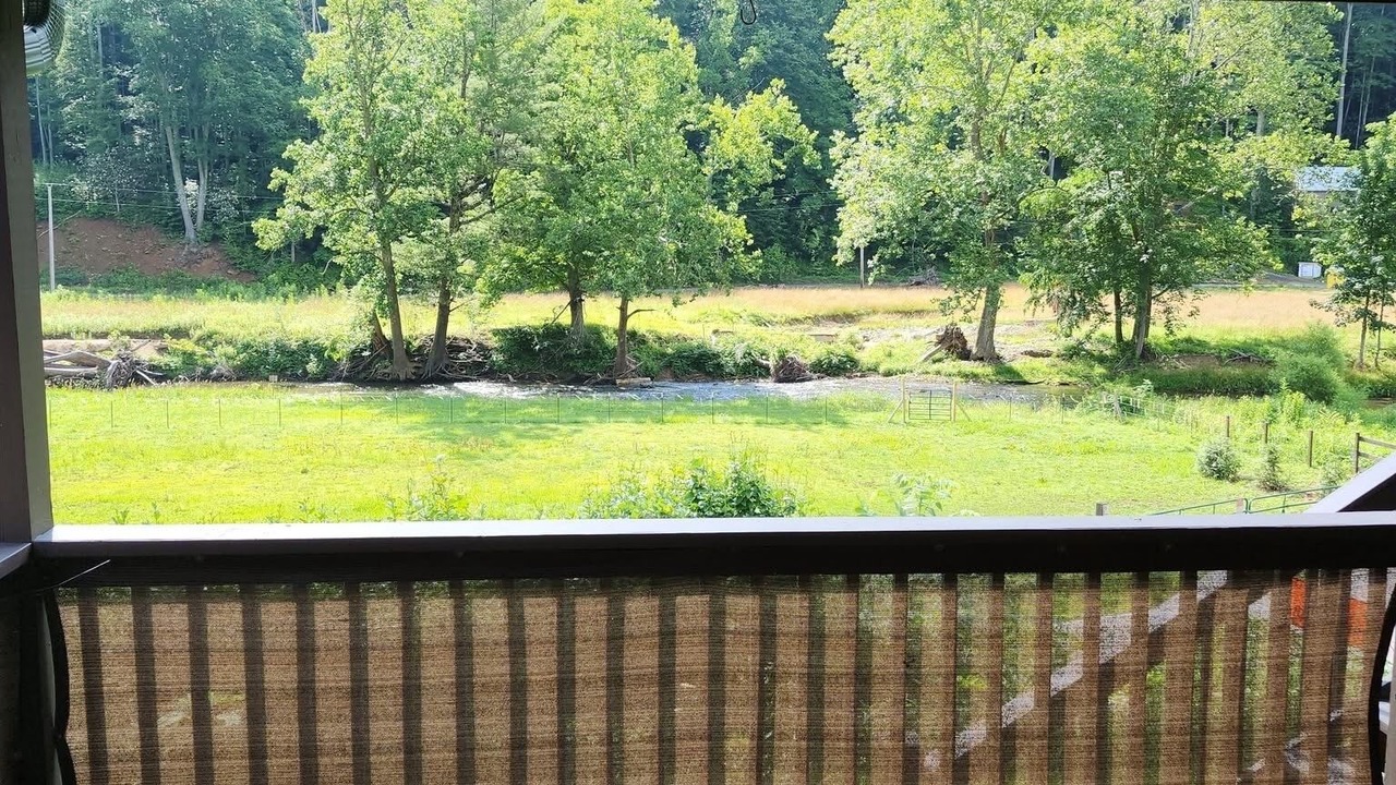Photo of Outdoor in Elk Park