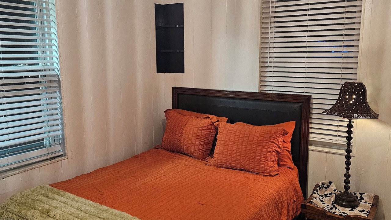 Photo of Bedroom in Logan