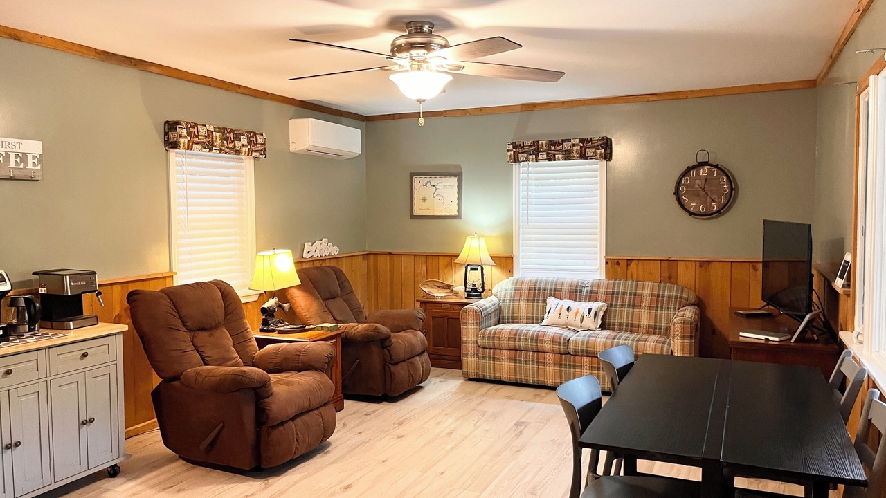 Photo of Livingroom in Foster