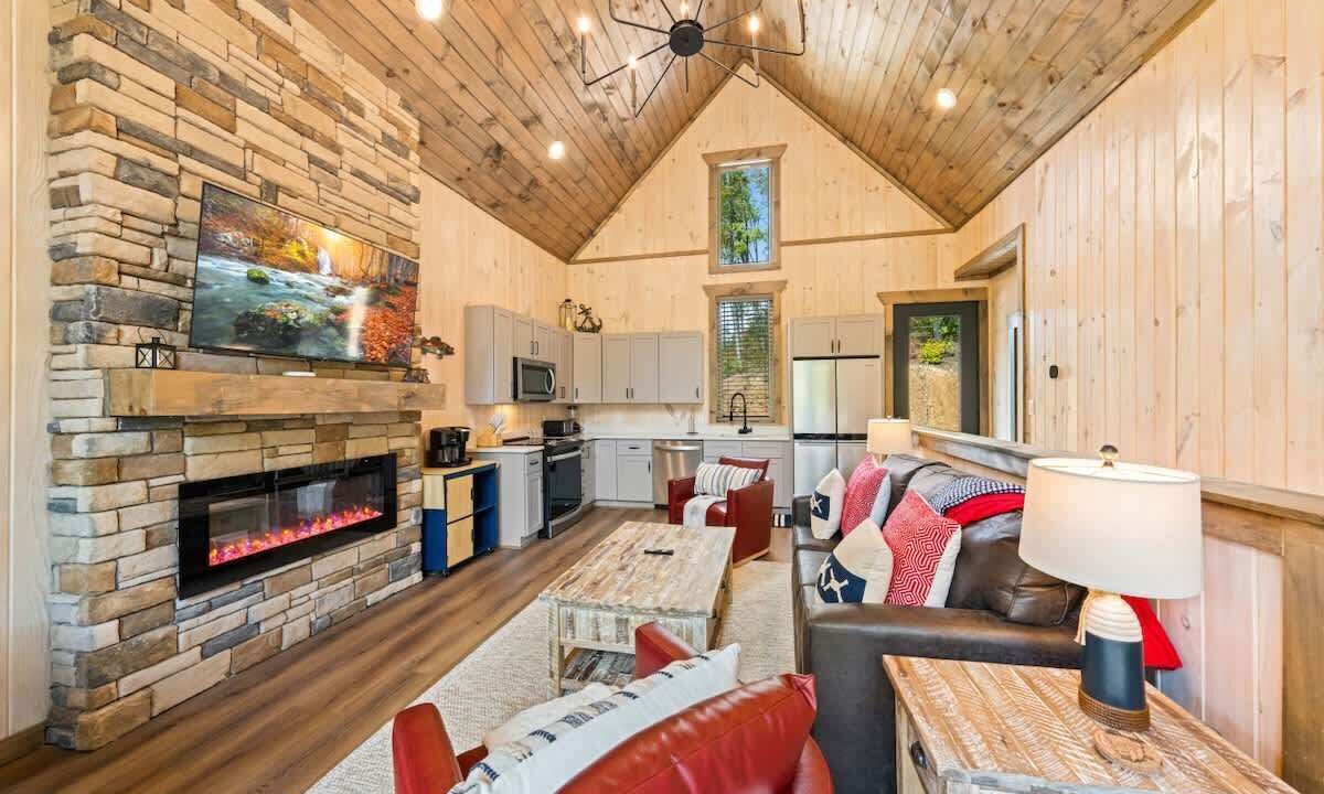 Photo of Livingroom in Sevierville