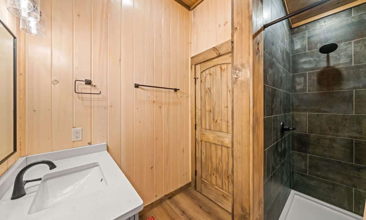 Photo of Bedroom in Sevierville