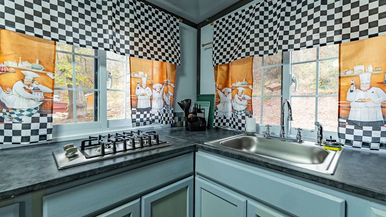 Photo of Kitchen in True
