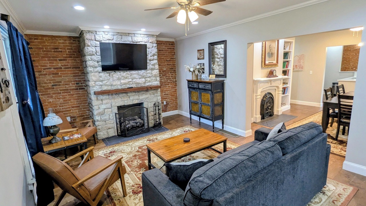 Photo of Livingroom in Augusta