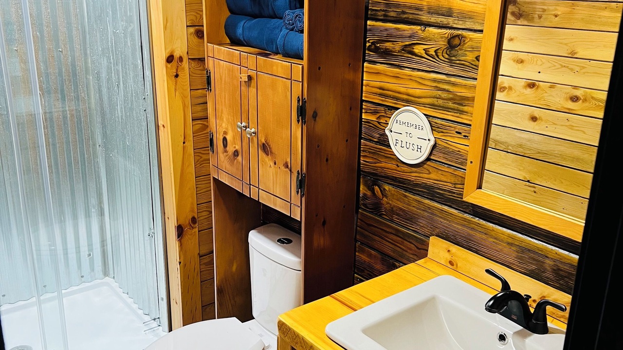 Photo of Bathroom in Pine Ridge