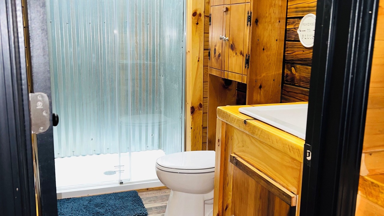 Photo of Bathroom in Pine Ridge