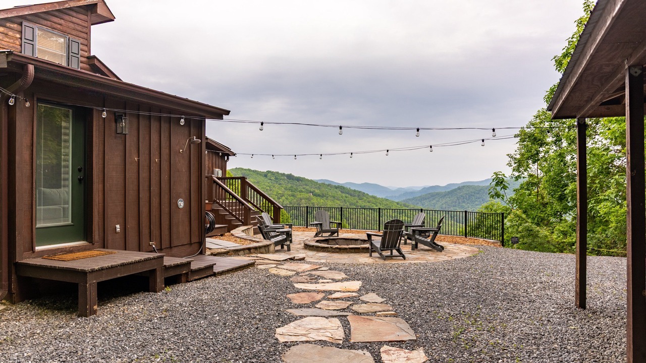 Photo of Patio Balcony in Lenoir