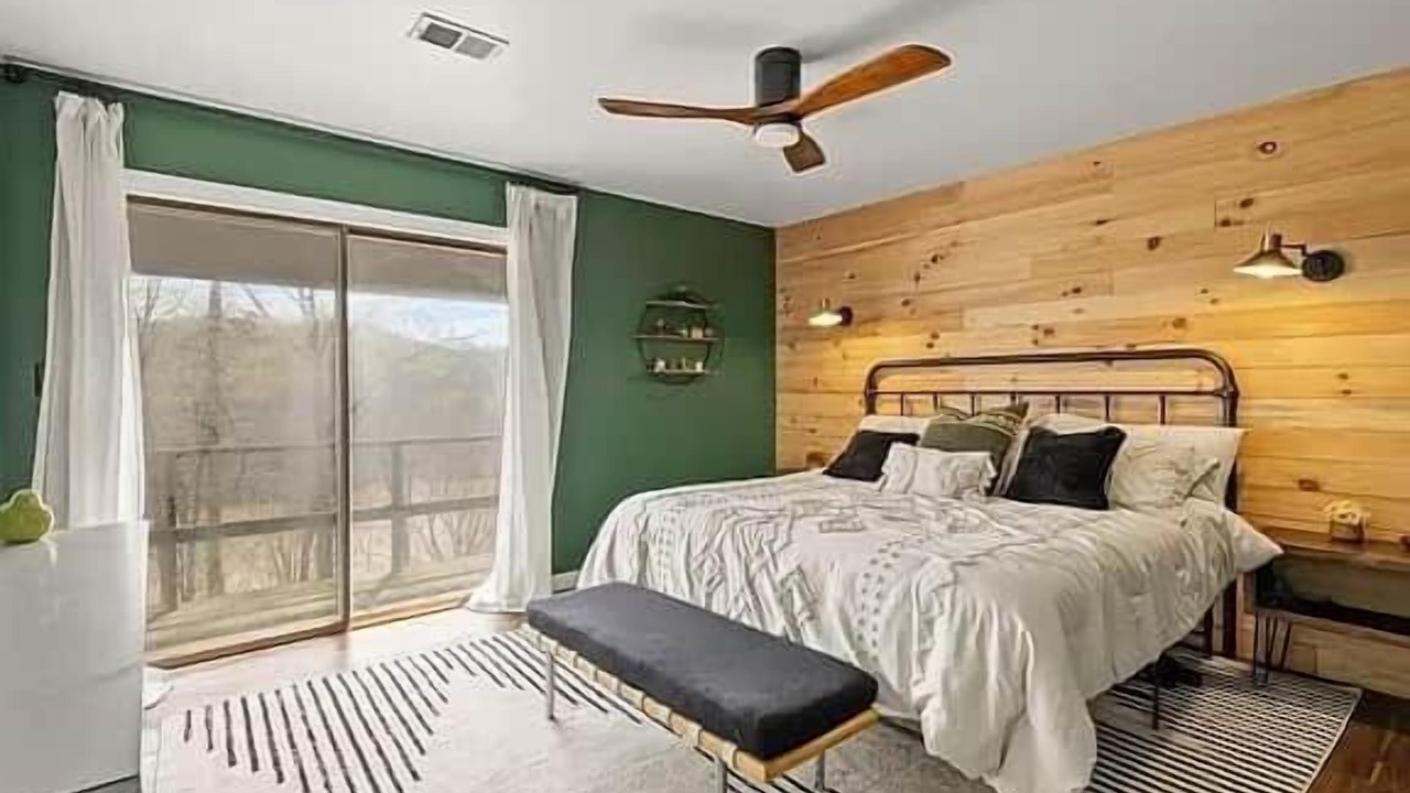 Photo of Bedroom in Farmers