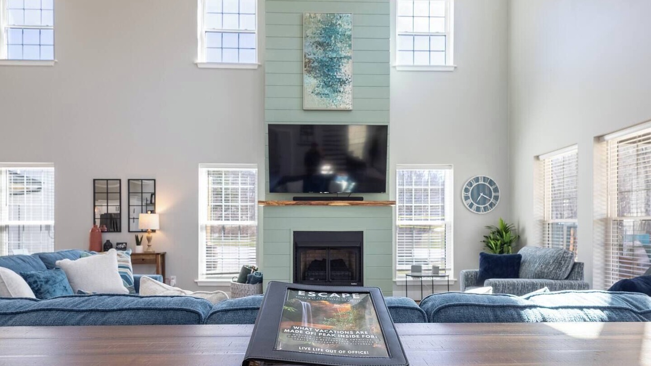 Photo of Livingroom in Clay City