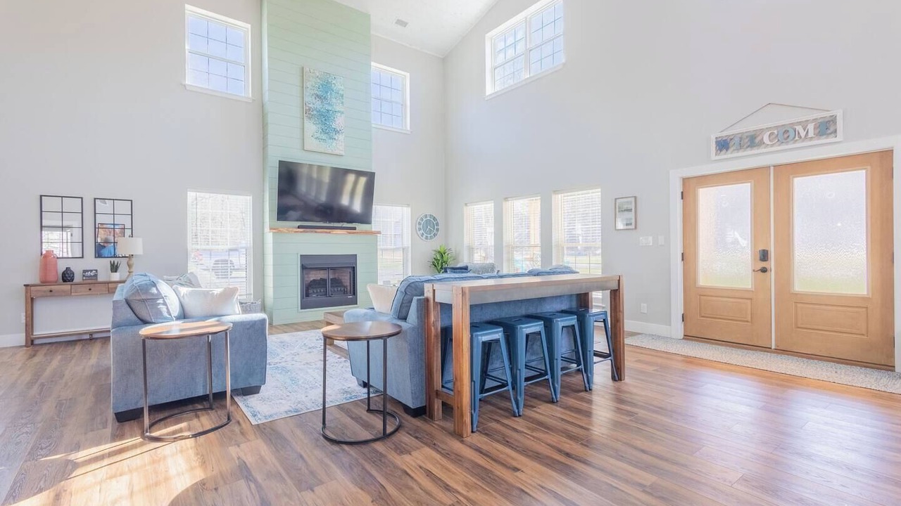 Photo of Livingroom in Clay City