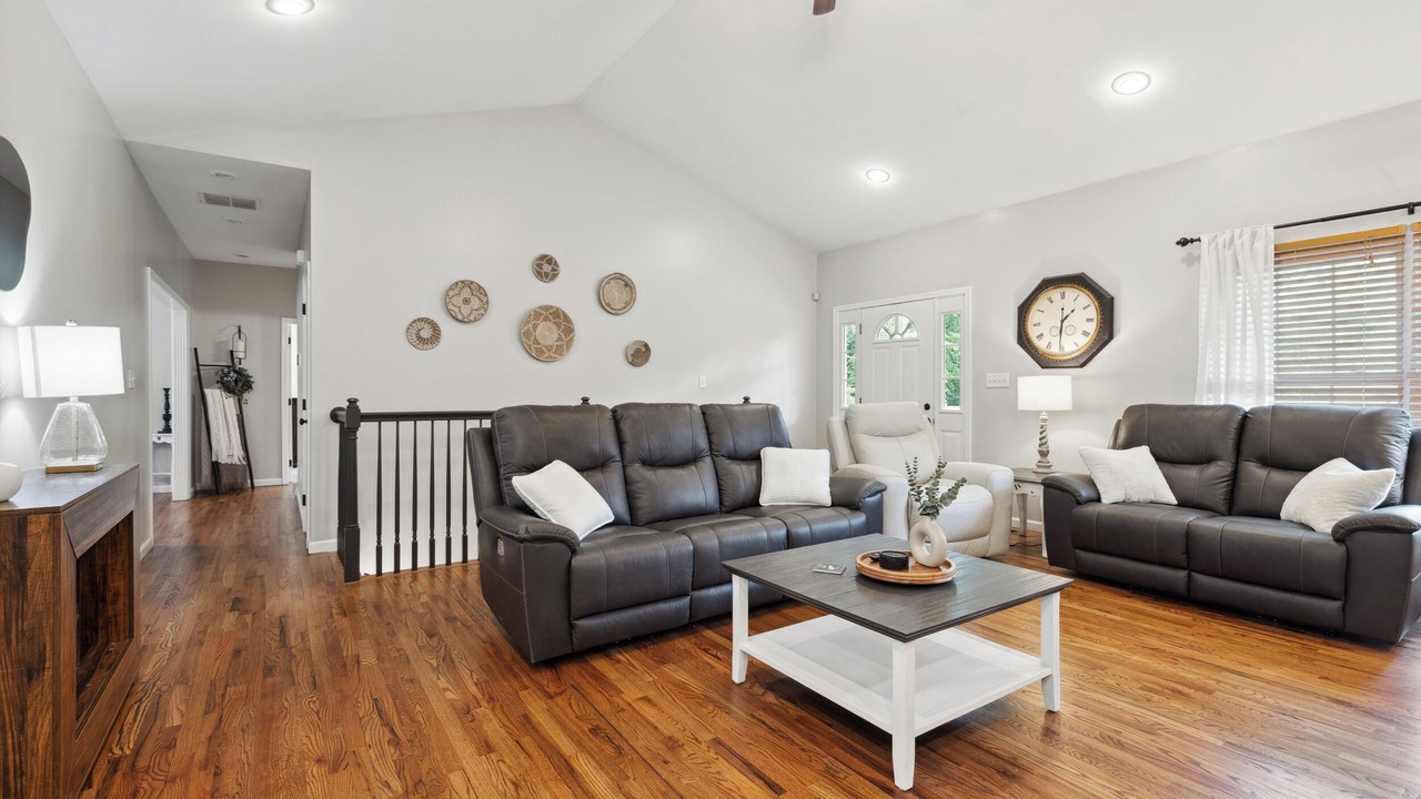 Photo of Livingroom in Stanton