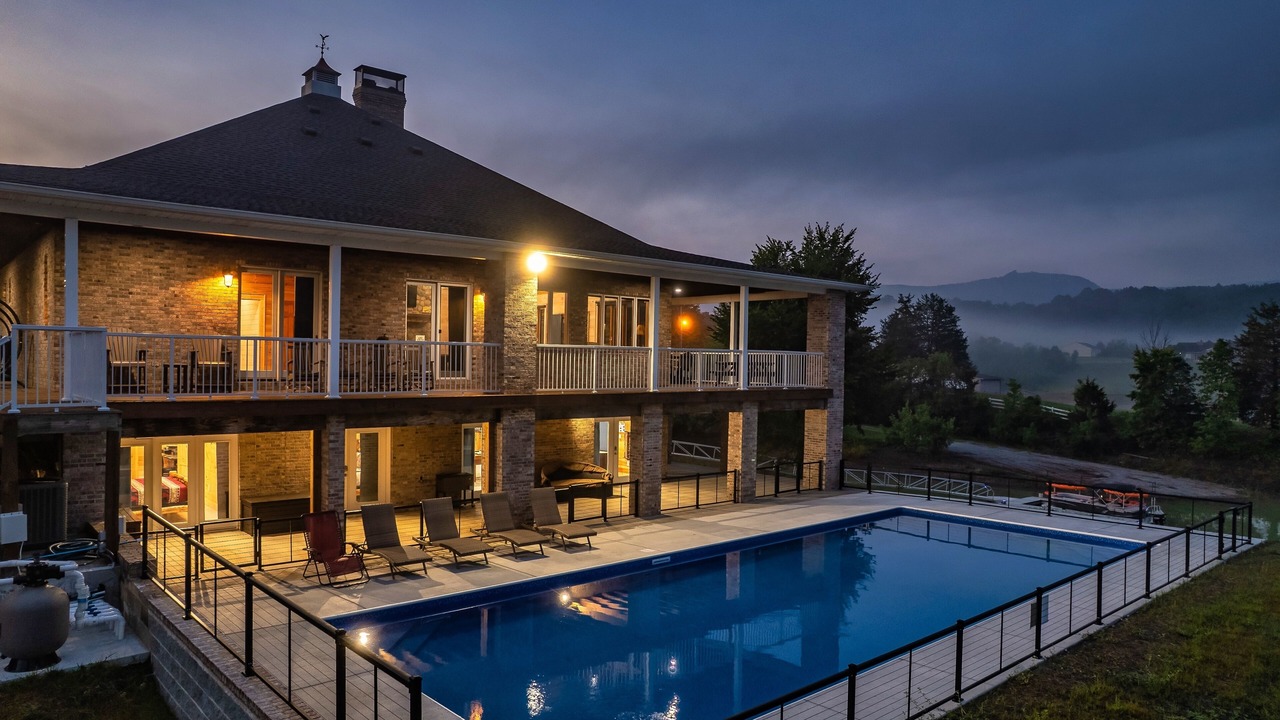Photo of Outdoor in Dandridge