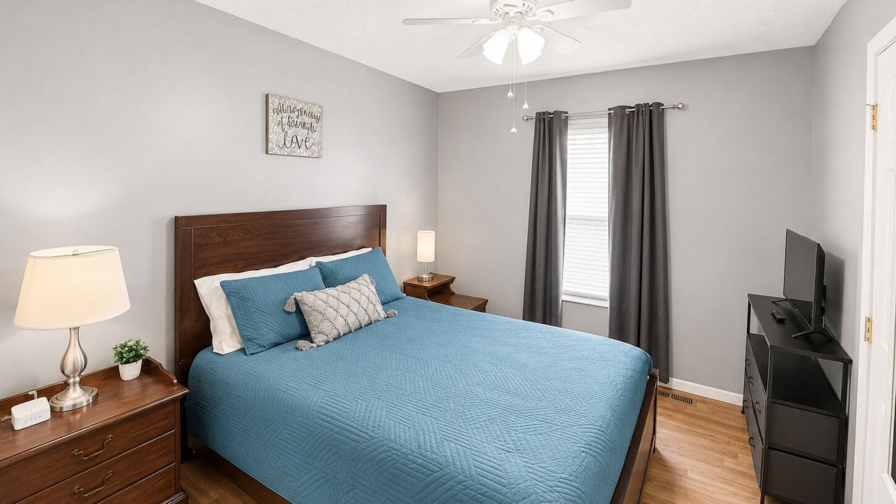 Photo of Bedroom in Dandridge