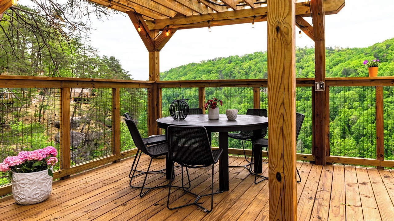 Photo of Patio Balcony in Pikeville