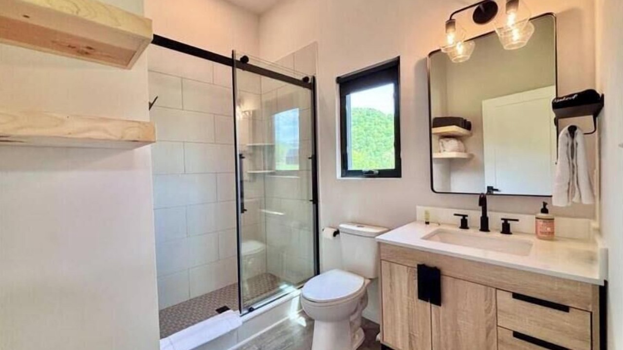 Photo of Bathroom in Stanton