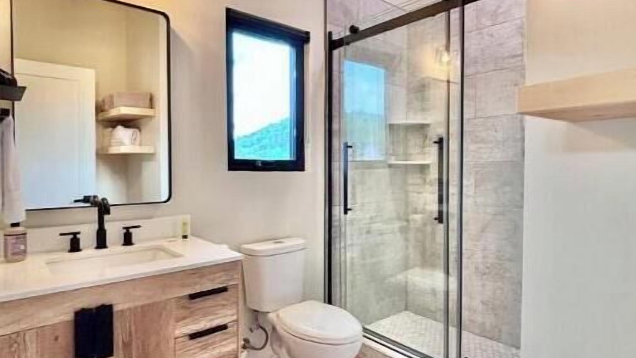 Photo of Bathroom in Stanton