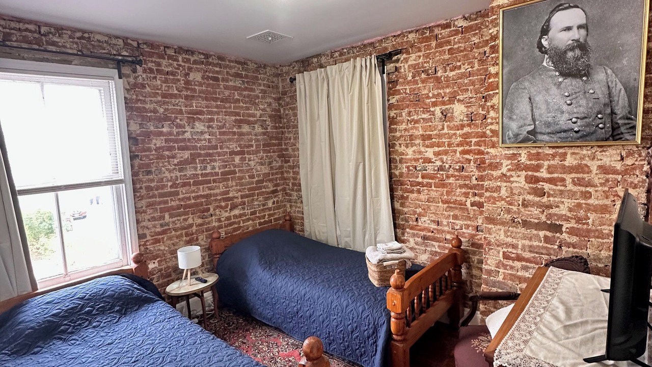 Photo of Bedroom in Gettysburg
