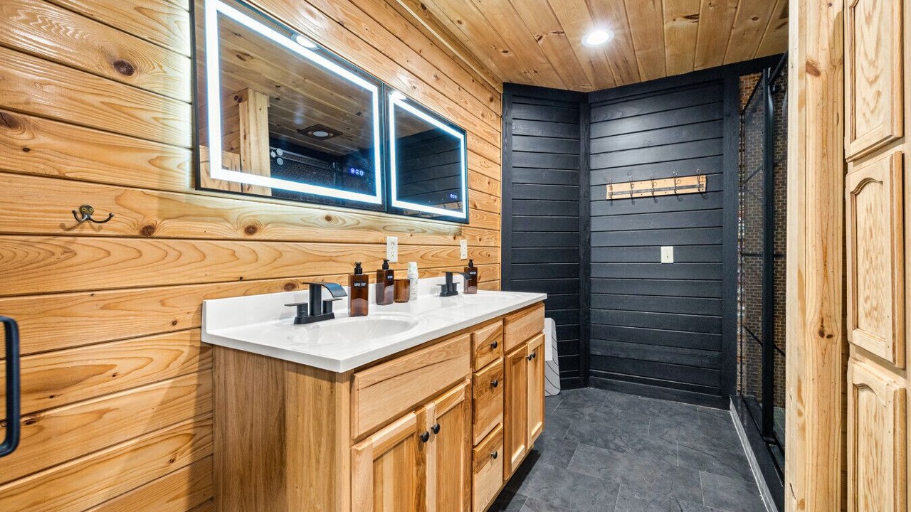 Photo of Bathroom in Rogers