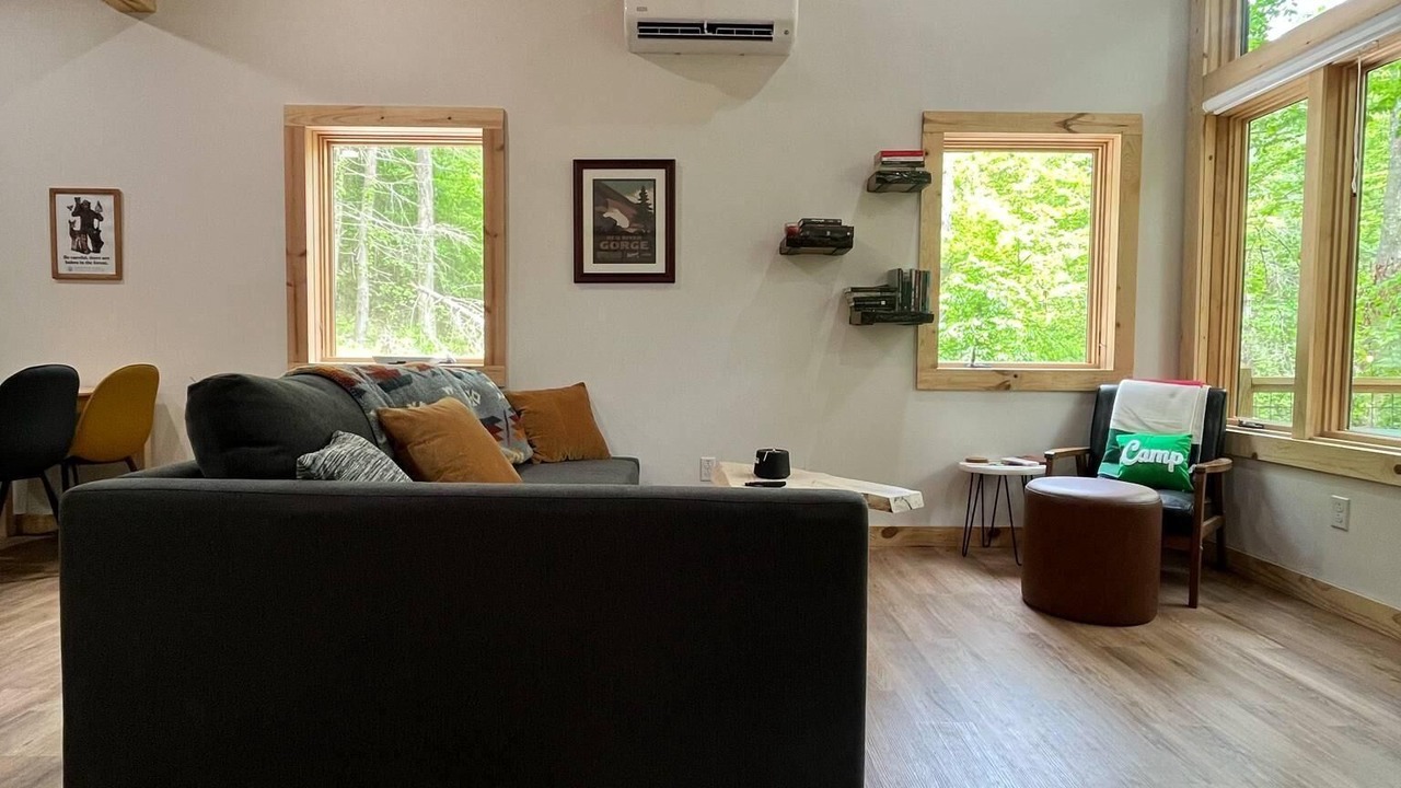 Photo of Livingroom in Campton