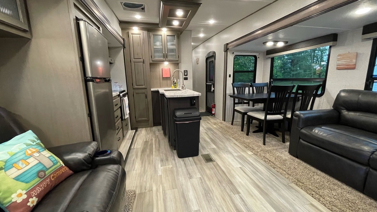 Photo of Livingroom in Lexington