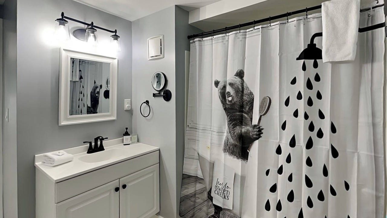 Photo of Bathroom in Oakland