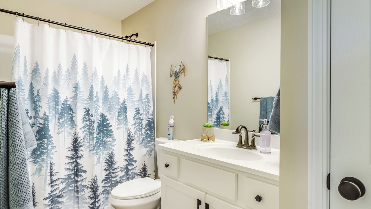 Photo of Bathroom in Dry Ridge