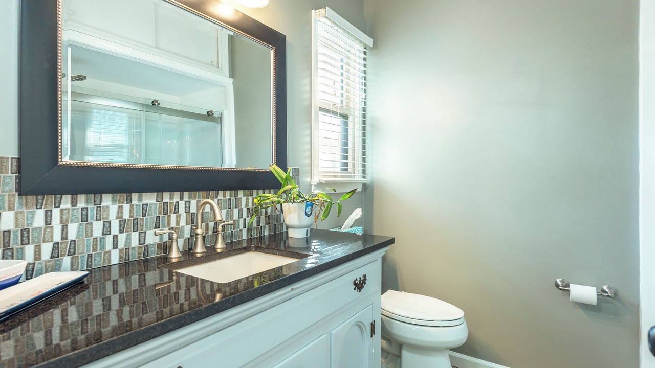 Photo of Bathroom in Marion Lake Club