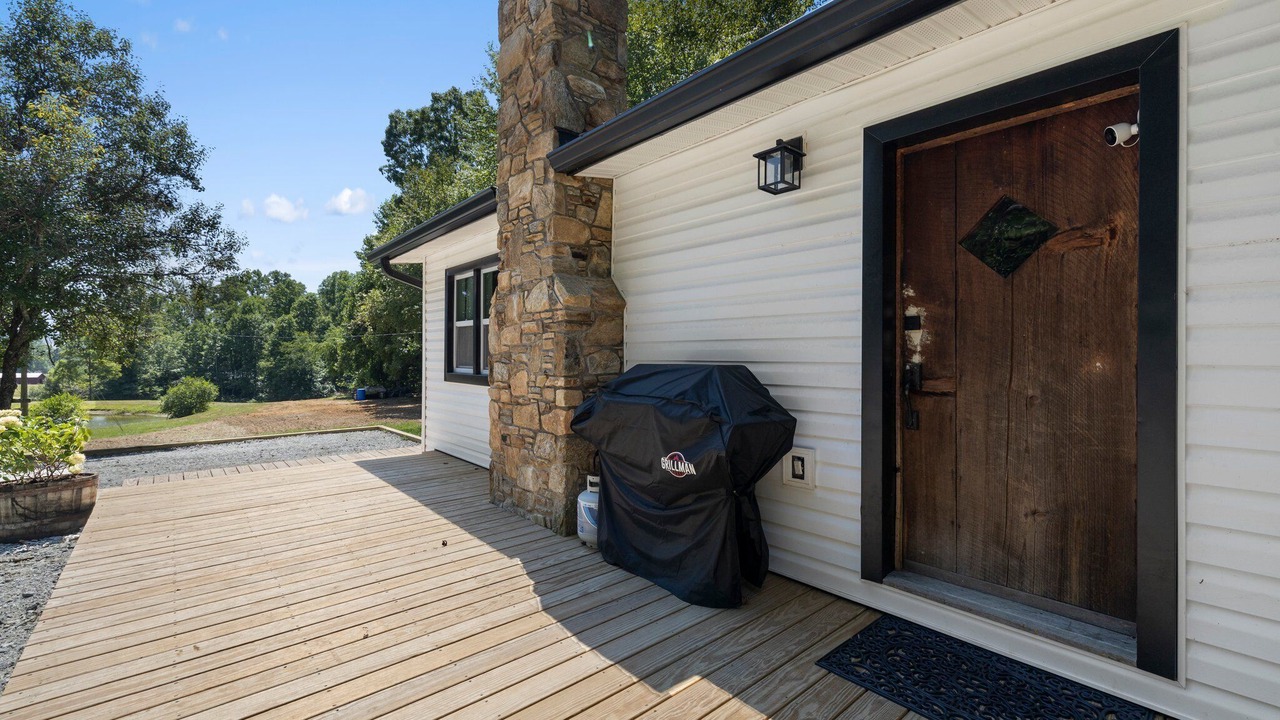 Photo of Patio Balcony in Hendersonville