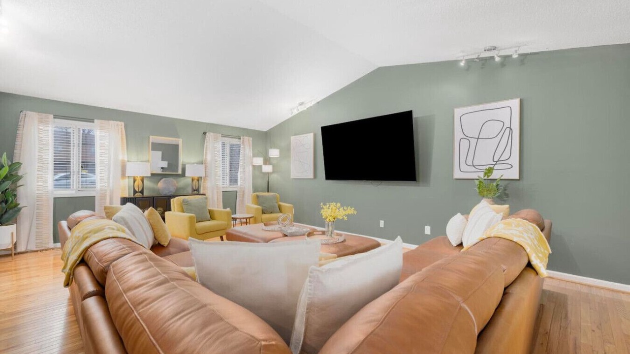 Photo of Livingroom in Kingsport