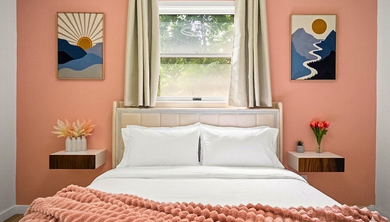Photo of Bedroom in Deep Water